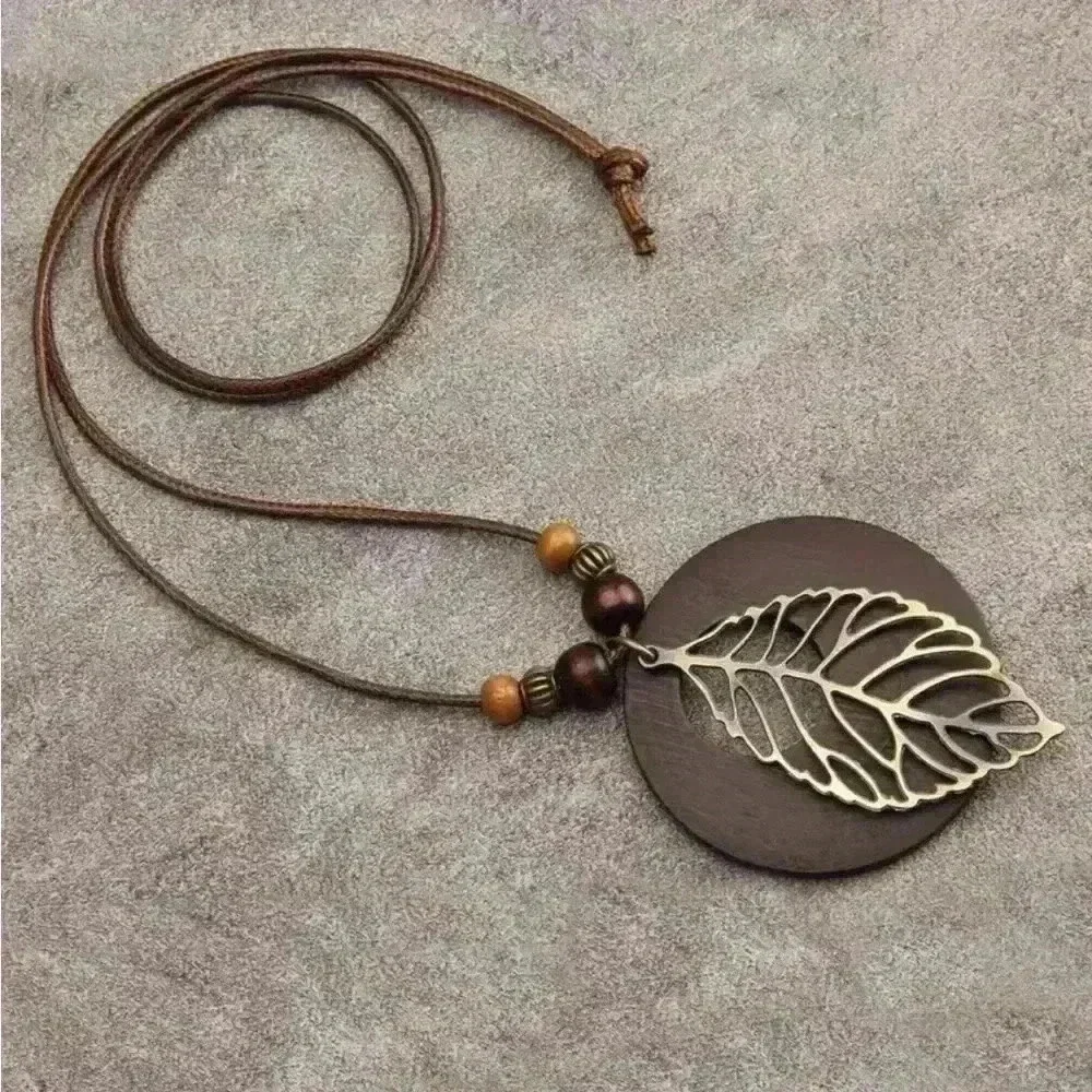 Unique Bohemian Wooden Pendant Necklace